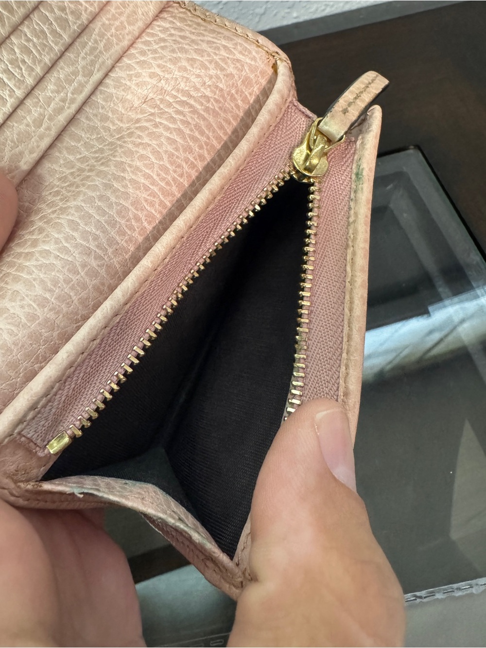 Gucci Light Pink Marmont Pebbled Leather Wallet with Gold GG - Picture 7 of 11